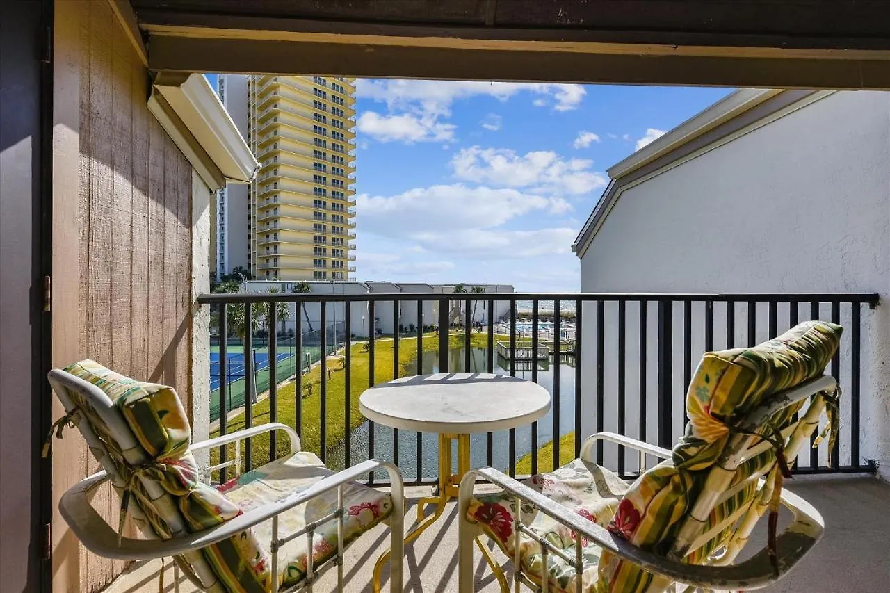 Lägenhet Sugar Beach A6-Lovely 4 Bedroom 3 Bath Condo, Sleeps 11, Free Beach Chairs 2021! Condo Panama City Beach USA